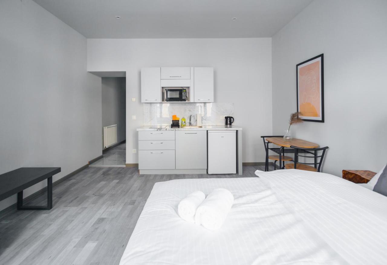 Malfatti Urban Oasis Apartment Vienna Luaran gambar